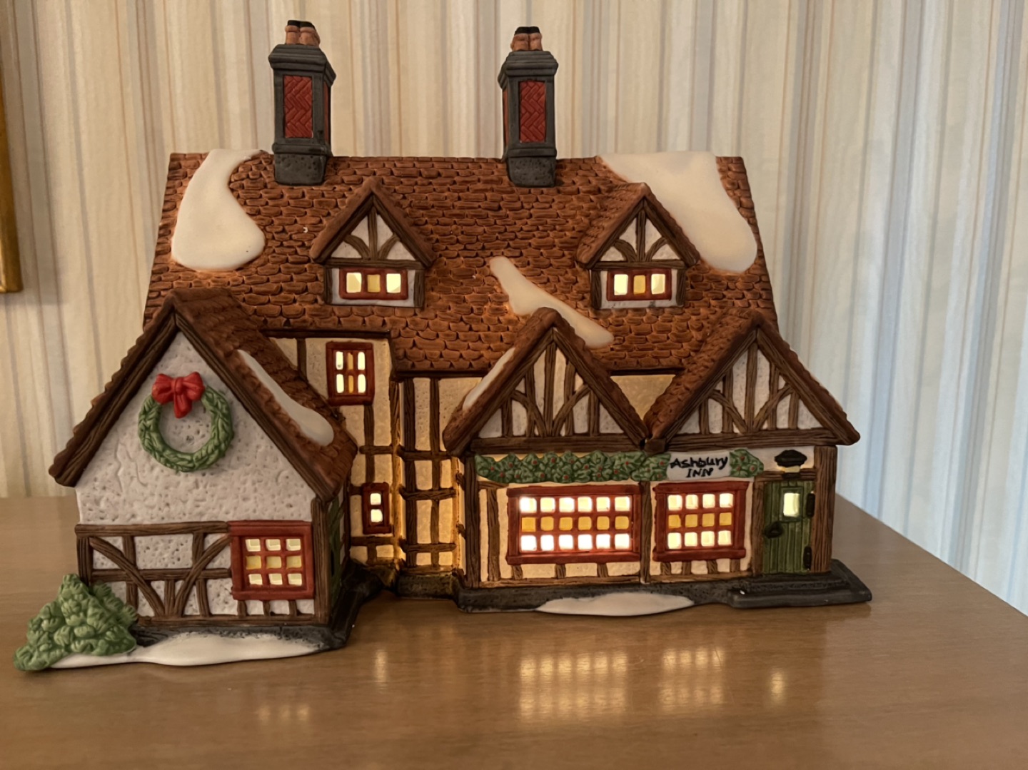 Ashbury Inn 5555-7
Department 56 Dicken’s Village thumbnail