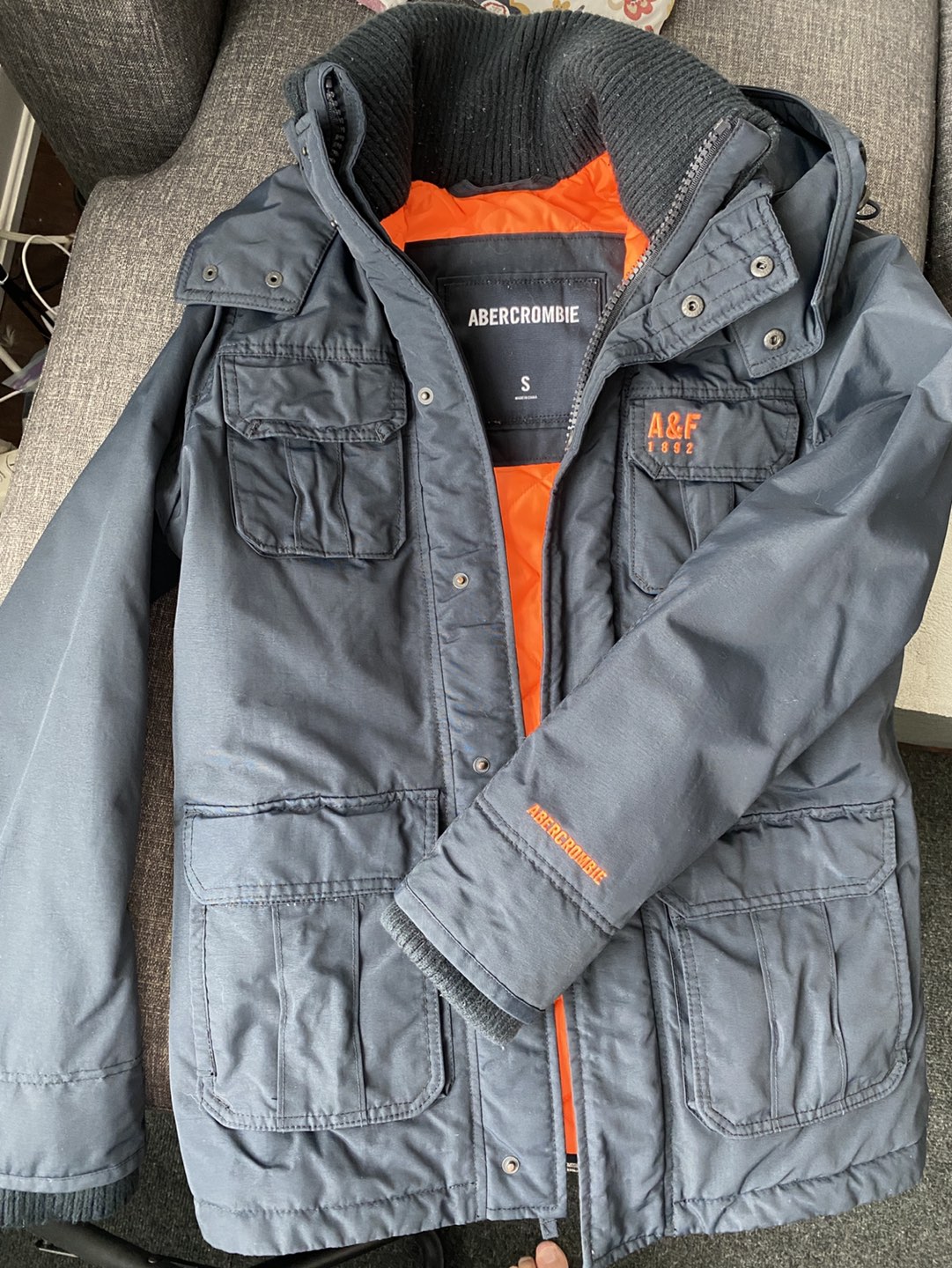 abecrombie jacket (small size)