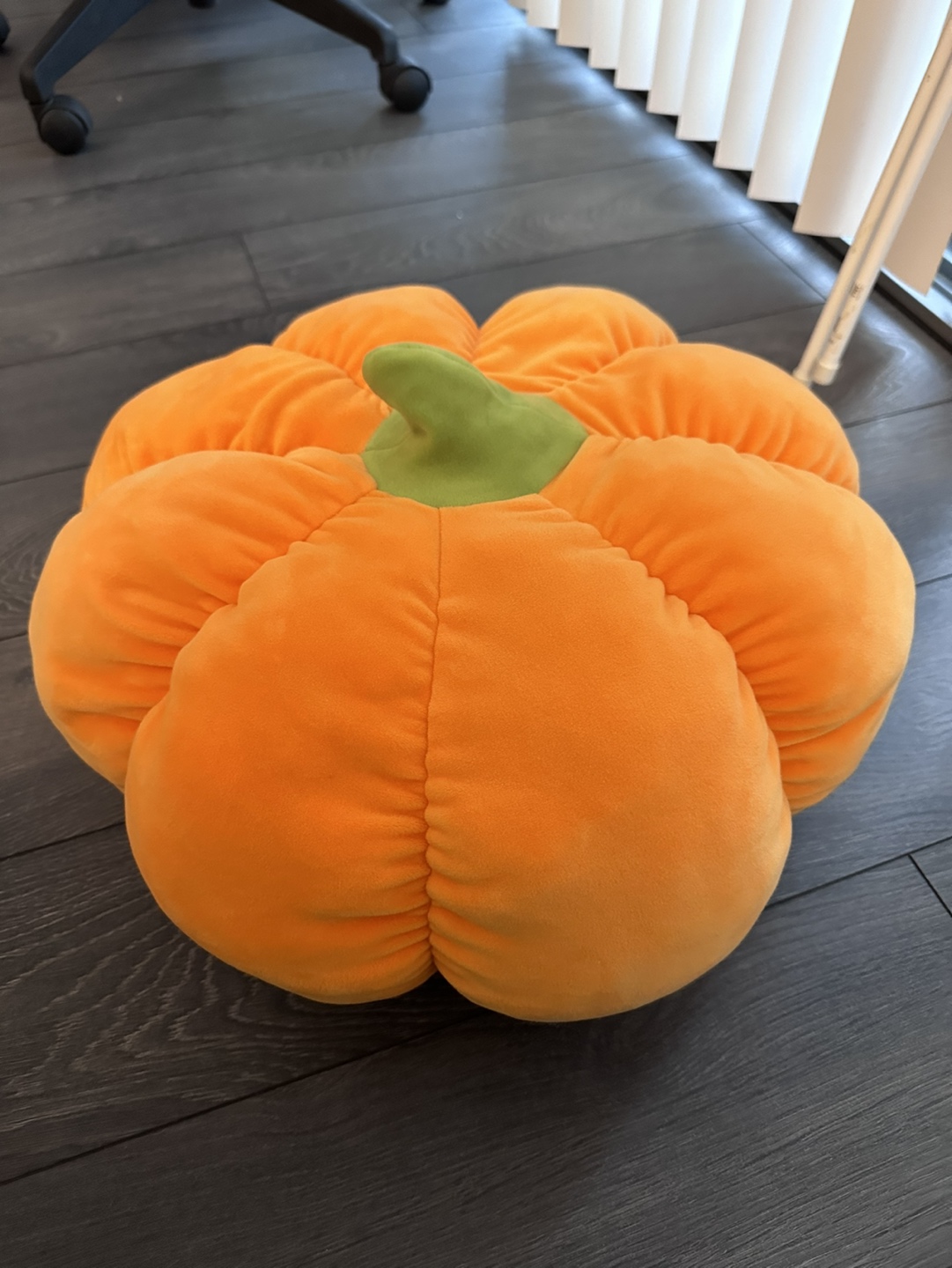 Soft pumpkin squishy toy thumbnail