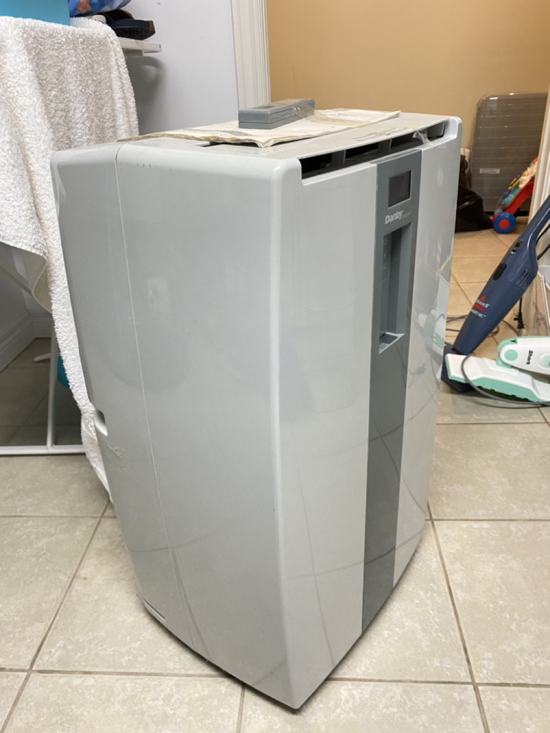 Danby Portable Air Conditioner - photo 2