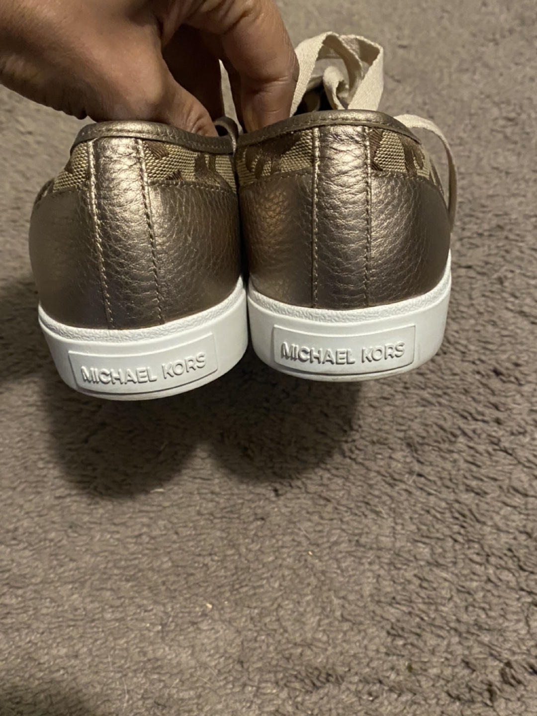 Women’s Michael Kors Sneakers brand new - photo 3