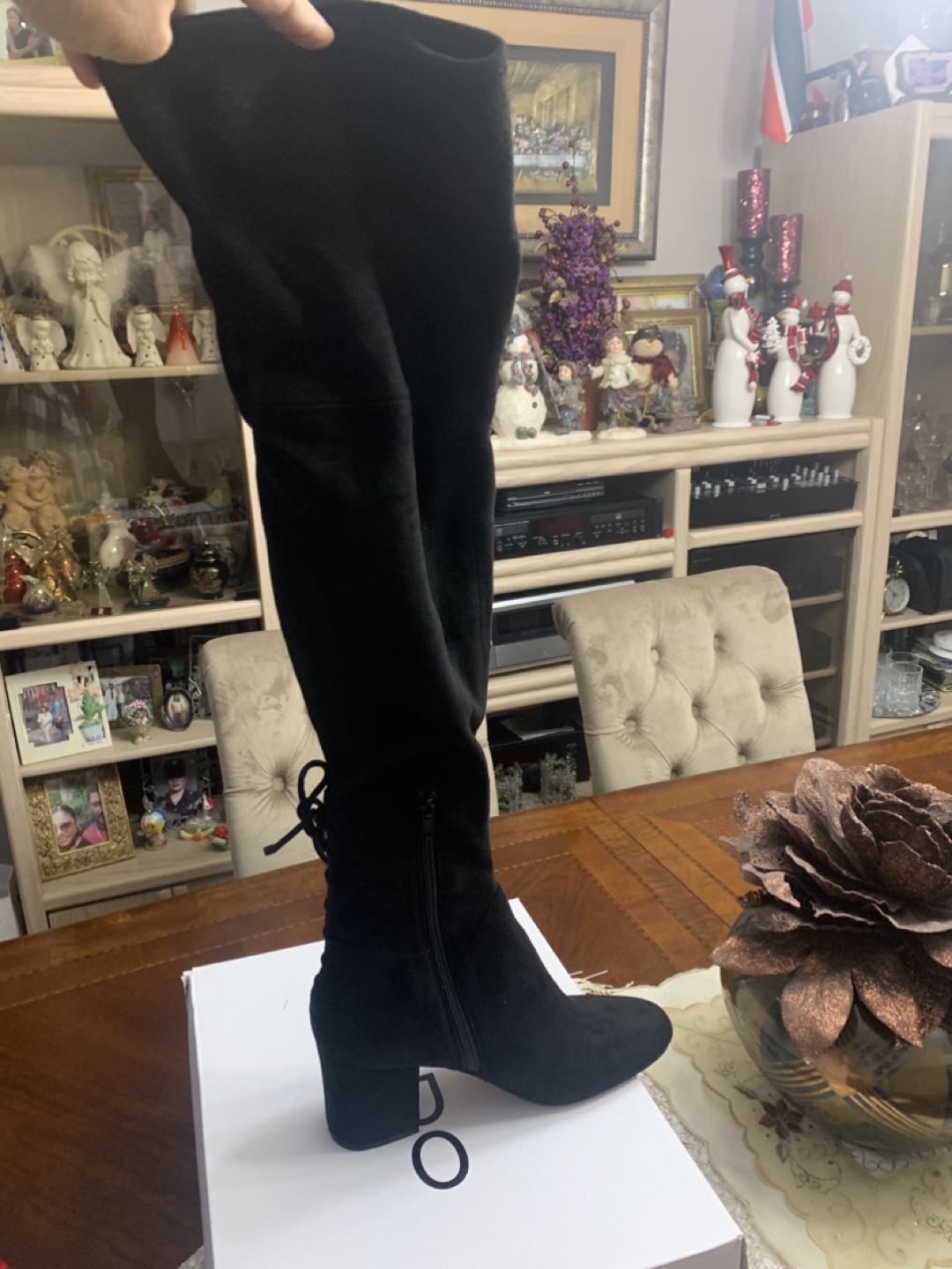 Also knee length booths thumbnail