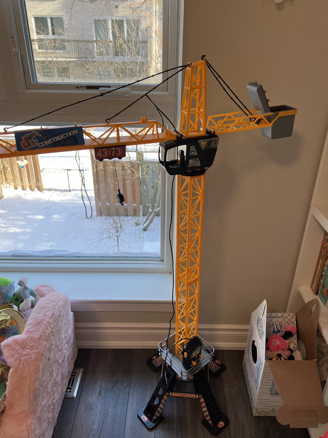 Dickie’s 48” mega crane
