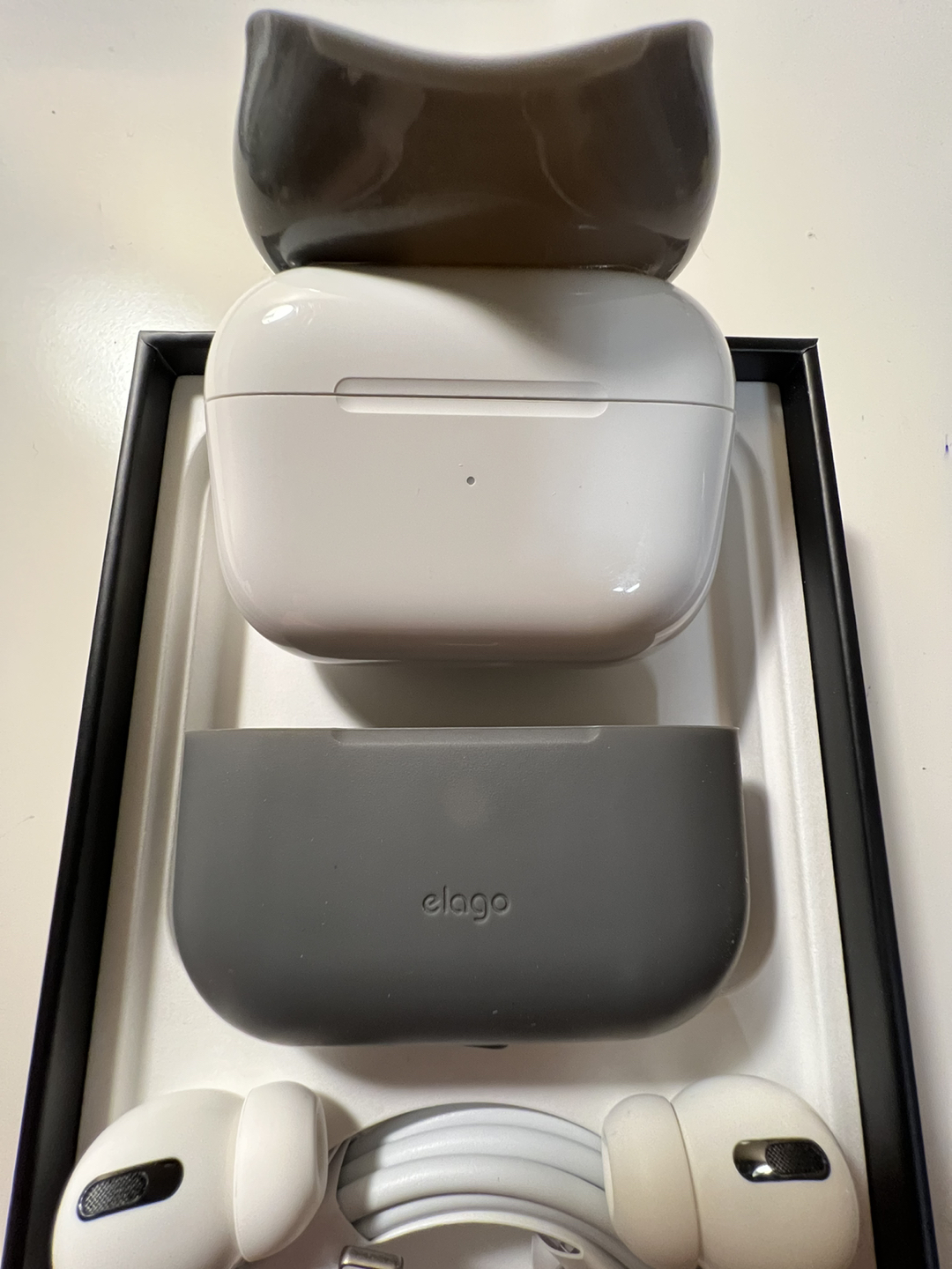 (Mint-Condition) AirPods Pro 1st Gen - photo 2
