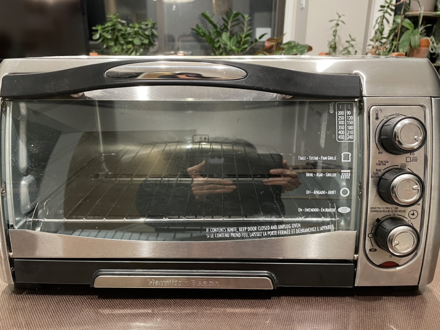 Hamilton Beach Easy-reach convention toaster oven thumbnail