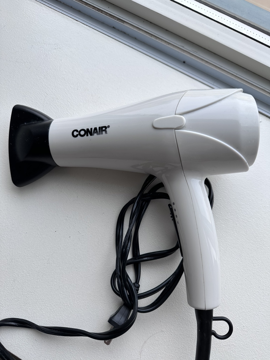 Hair dryer thumbnail