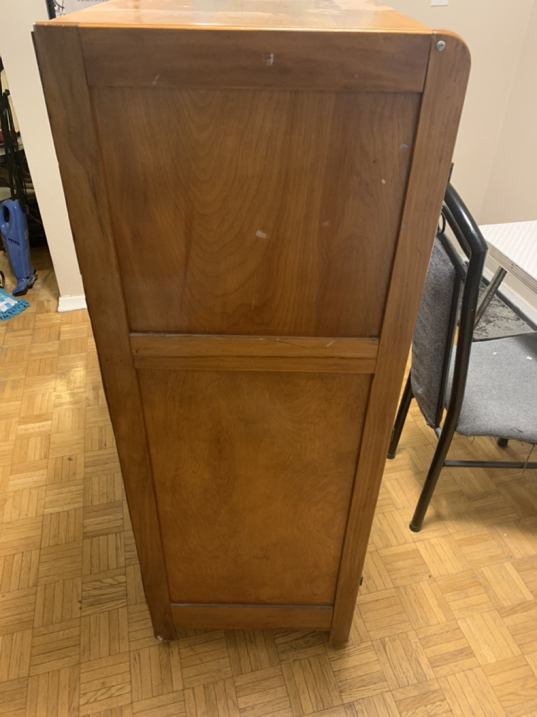 Dresser - photo 2
