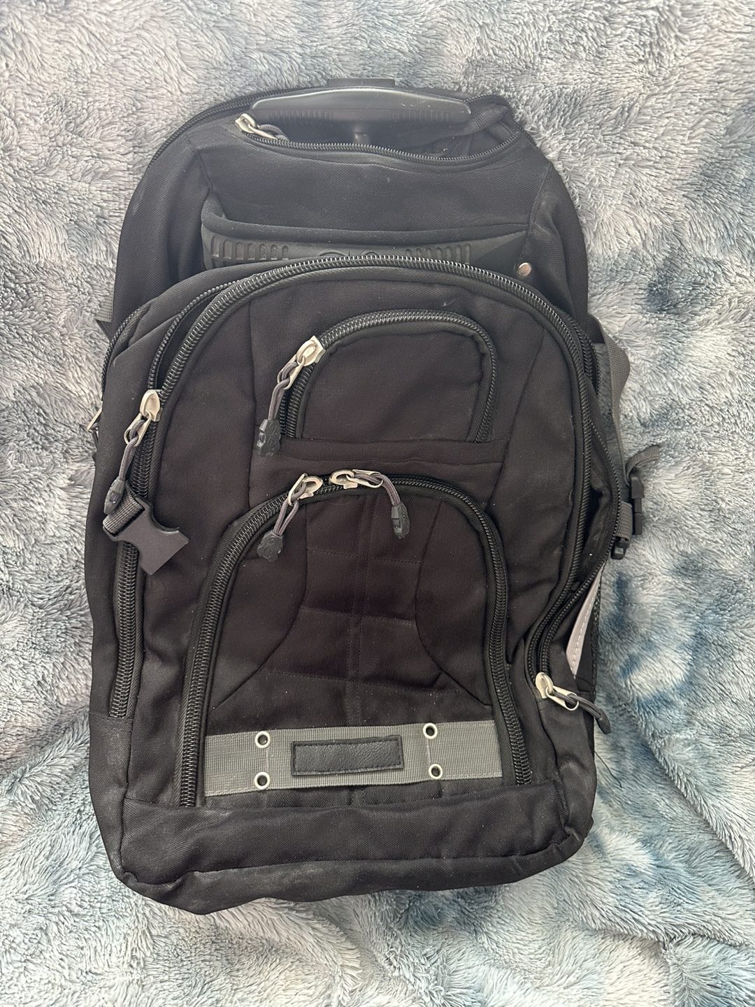 Rolling bag thumbnail