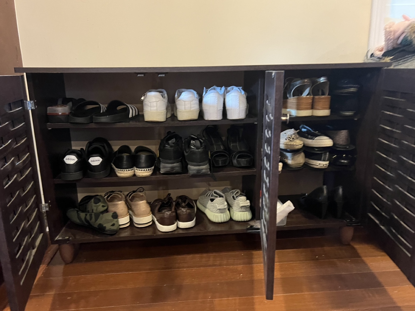 Entry cabinet and shoe organiser - photo 2