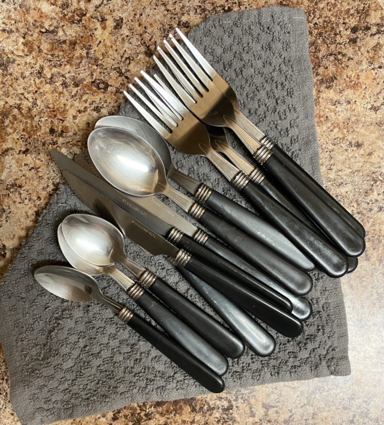 Cutlery ( pretty much a full set ) thumbnail