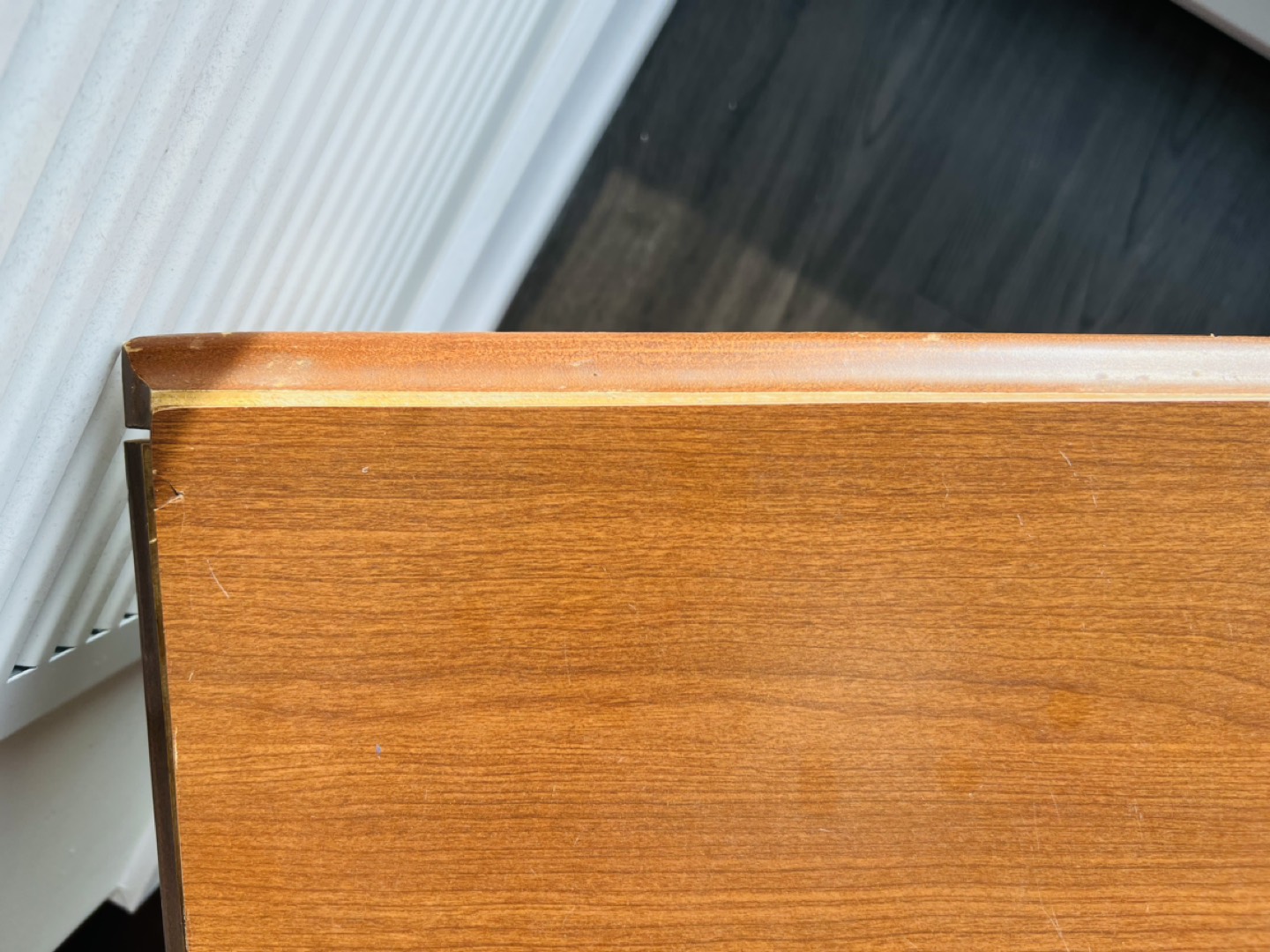Moving Sale - Wood Coffee Table Perfect for condo - photo 3