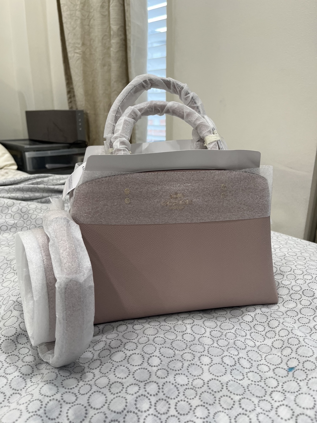 Brand New Coach Mini Lilie Bag thumbnail