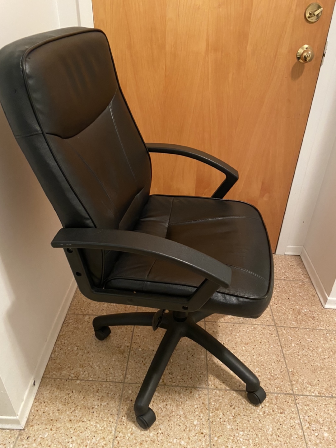 Office Leather Chair image indicator(2)