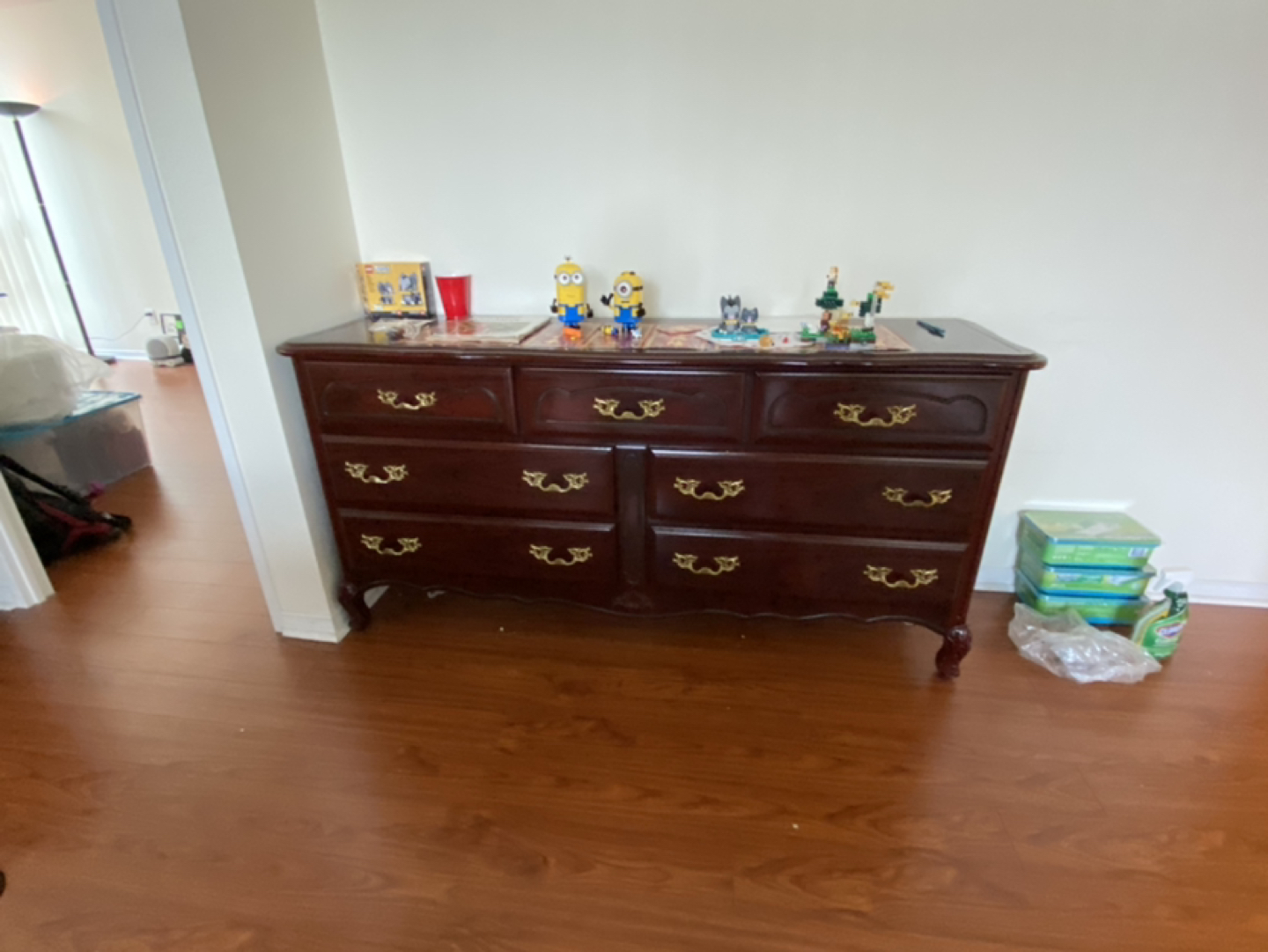 Beautiful Mahogany Dresser