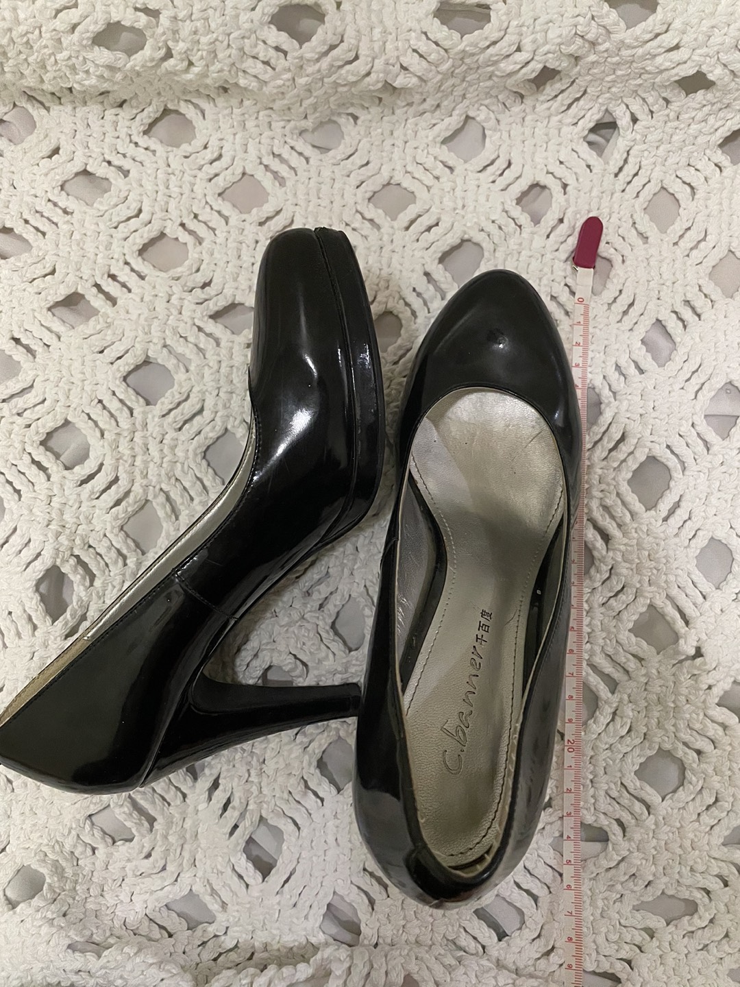Black glossy heels #freecycle image indicator(3)