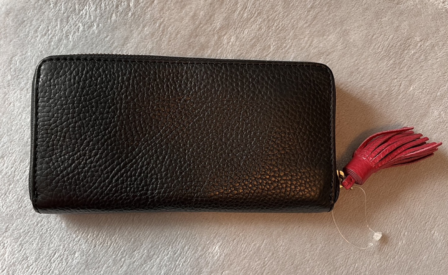 Fossil leather wallet image indicator(7)