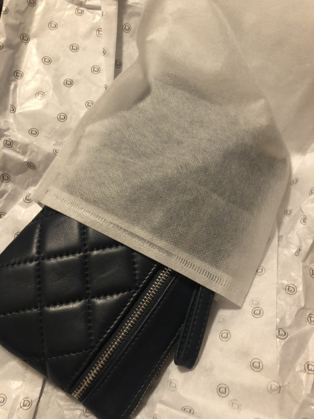 DANIER Shantie Wristlet image indicator(8)