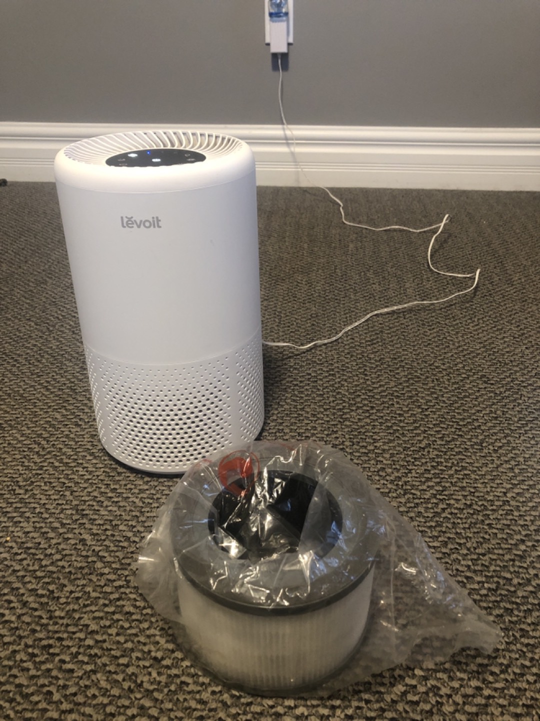 Levoit Air Purifier w/ New Filter