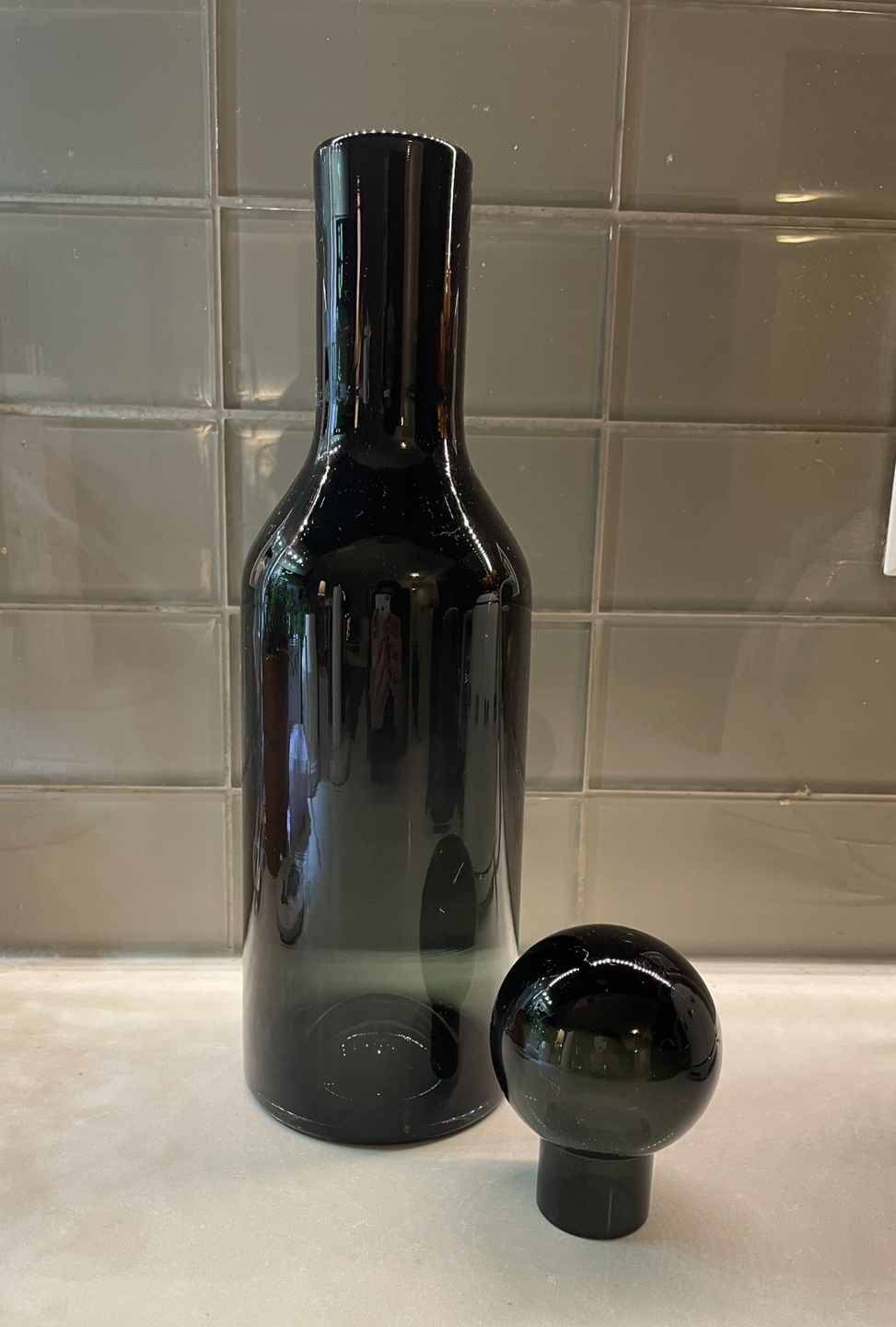 H&M Black Glass Carafe with Stopper image indicator(4)