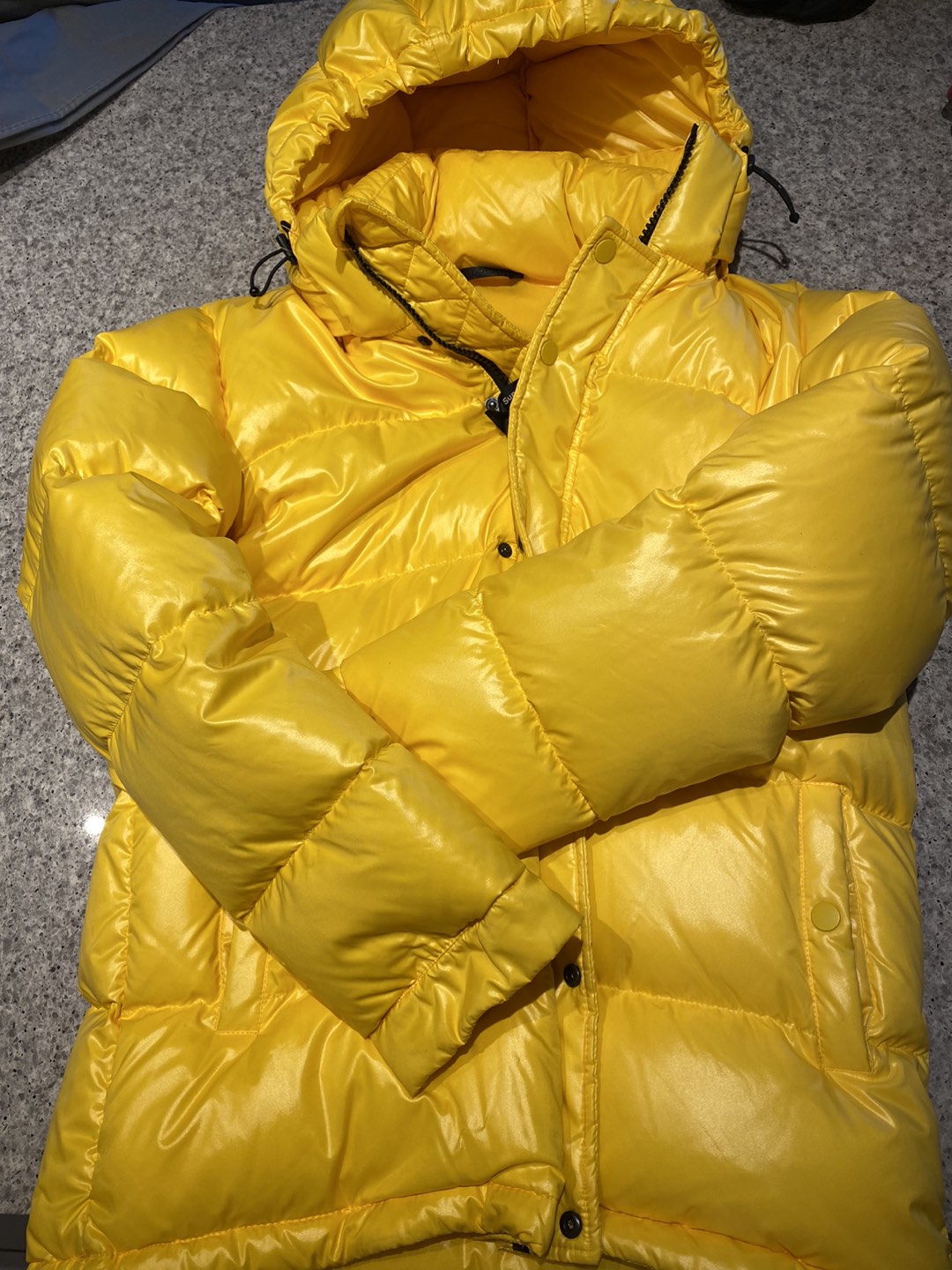 TNA Aritzia Super Puff jacket size S