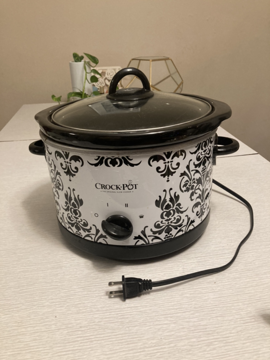 Crock Pot slow cooker thumbnail