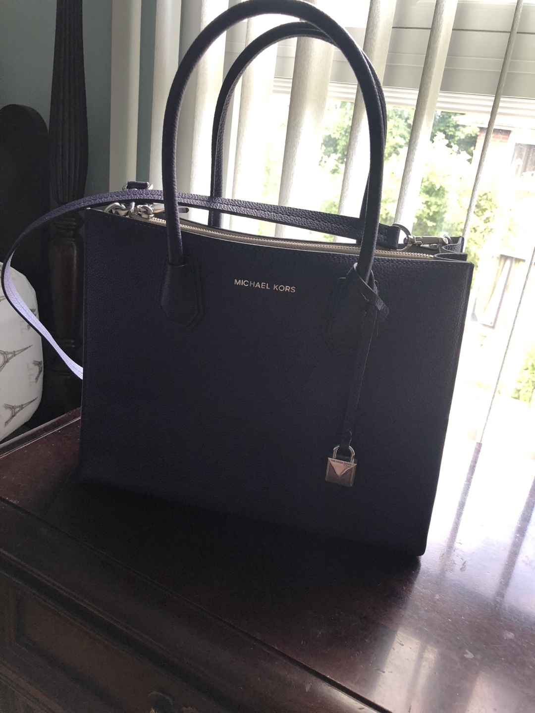 Michael. Kors hand/Shoulder bag thumbnail