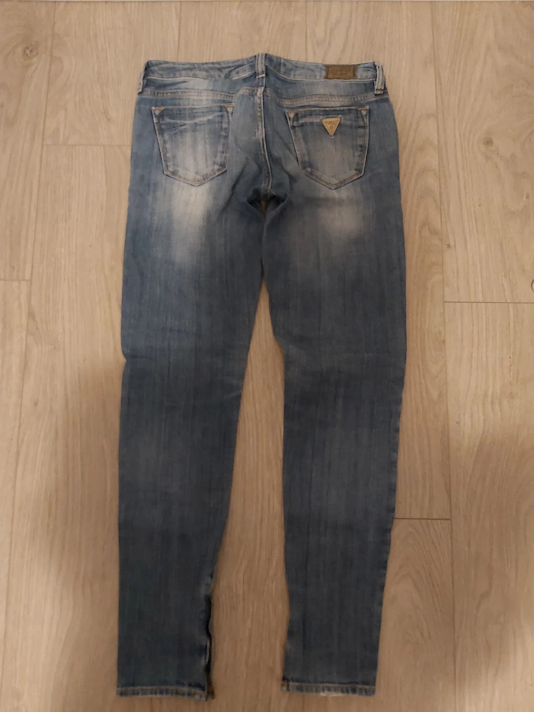 Guess Beverly Skinny Jeans - photo 3