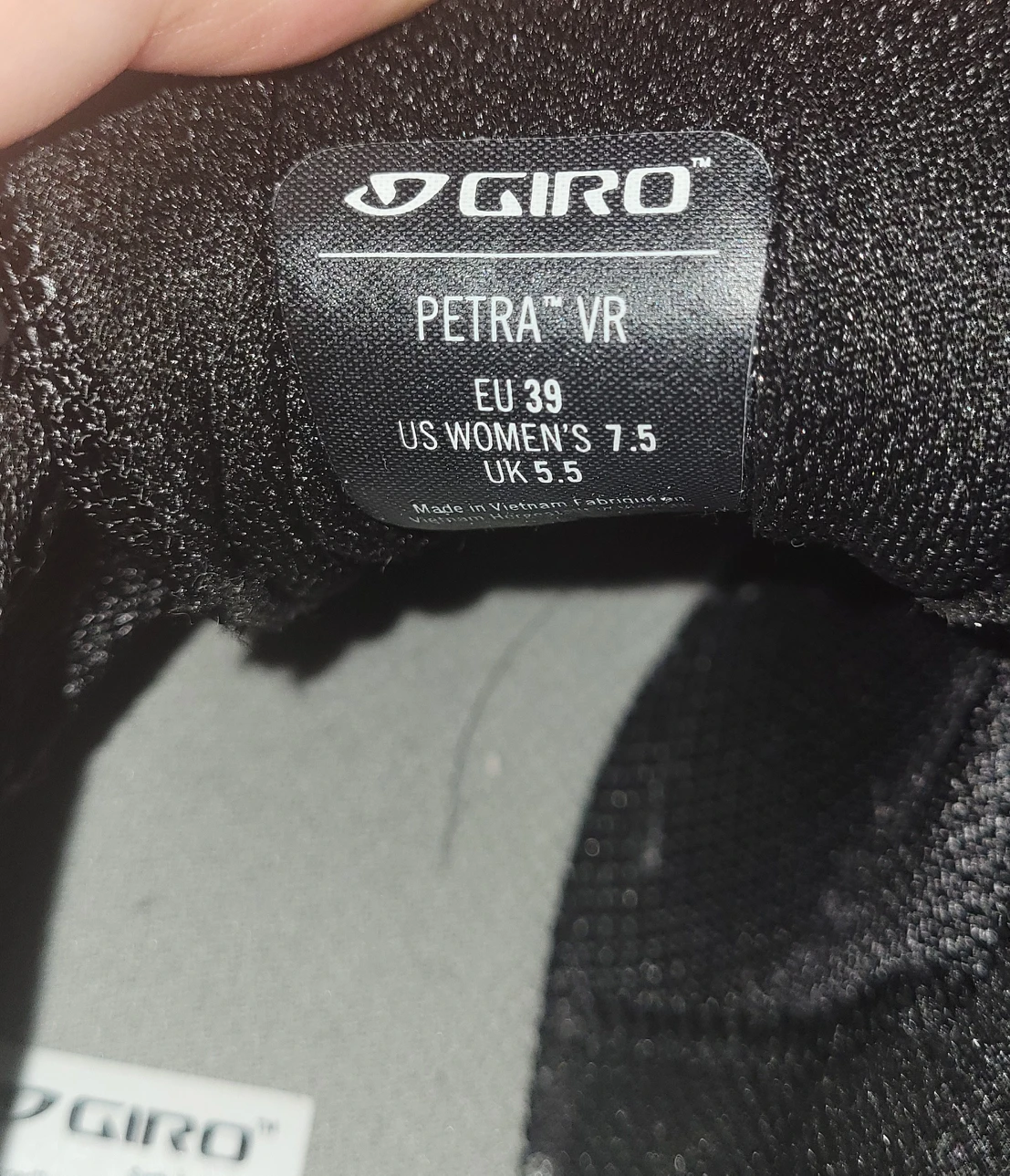 Women's GIRO Cycling Shoes image indicator(9)