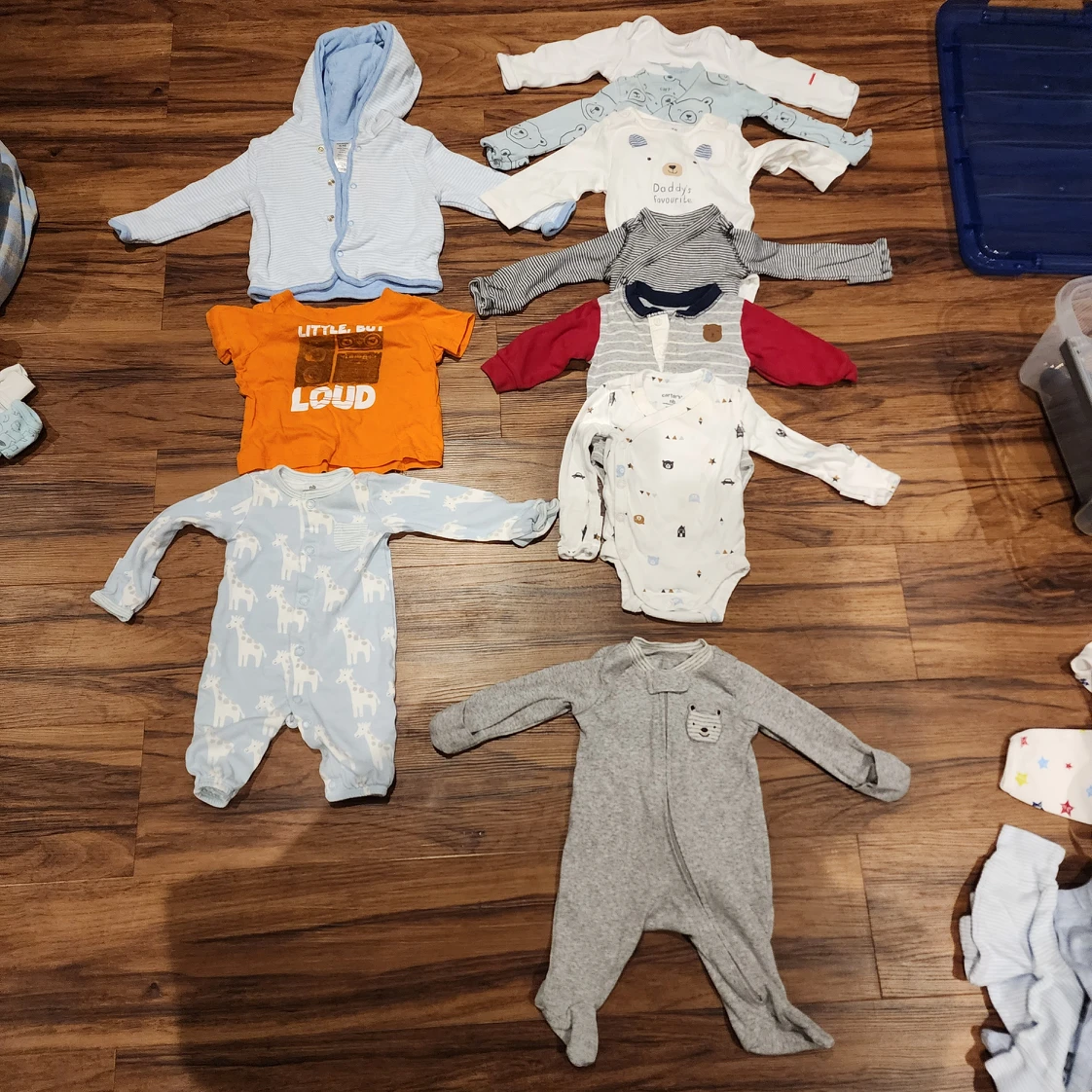 50 baby clothes 0-3 months - photo 4
