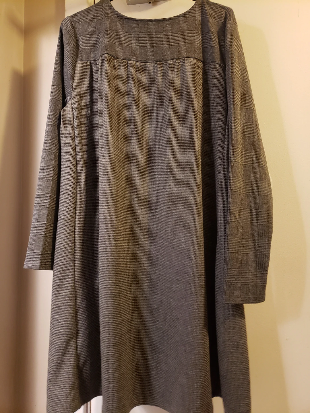 Swing Dress NEVER WORN TAGS STILL ON image indicator(2)