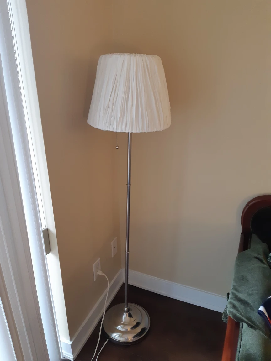 floor lamp with washable lamp shade