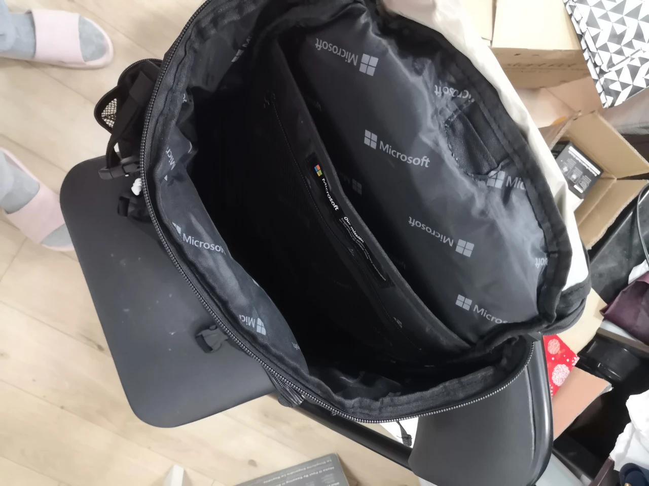 Microsoft laptop backpack - photo 2