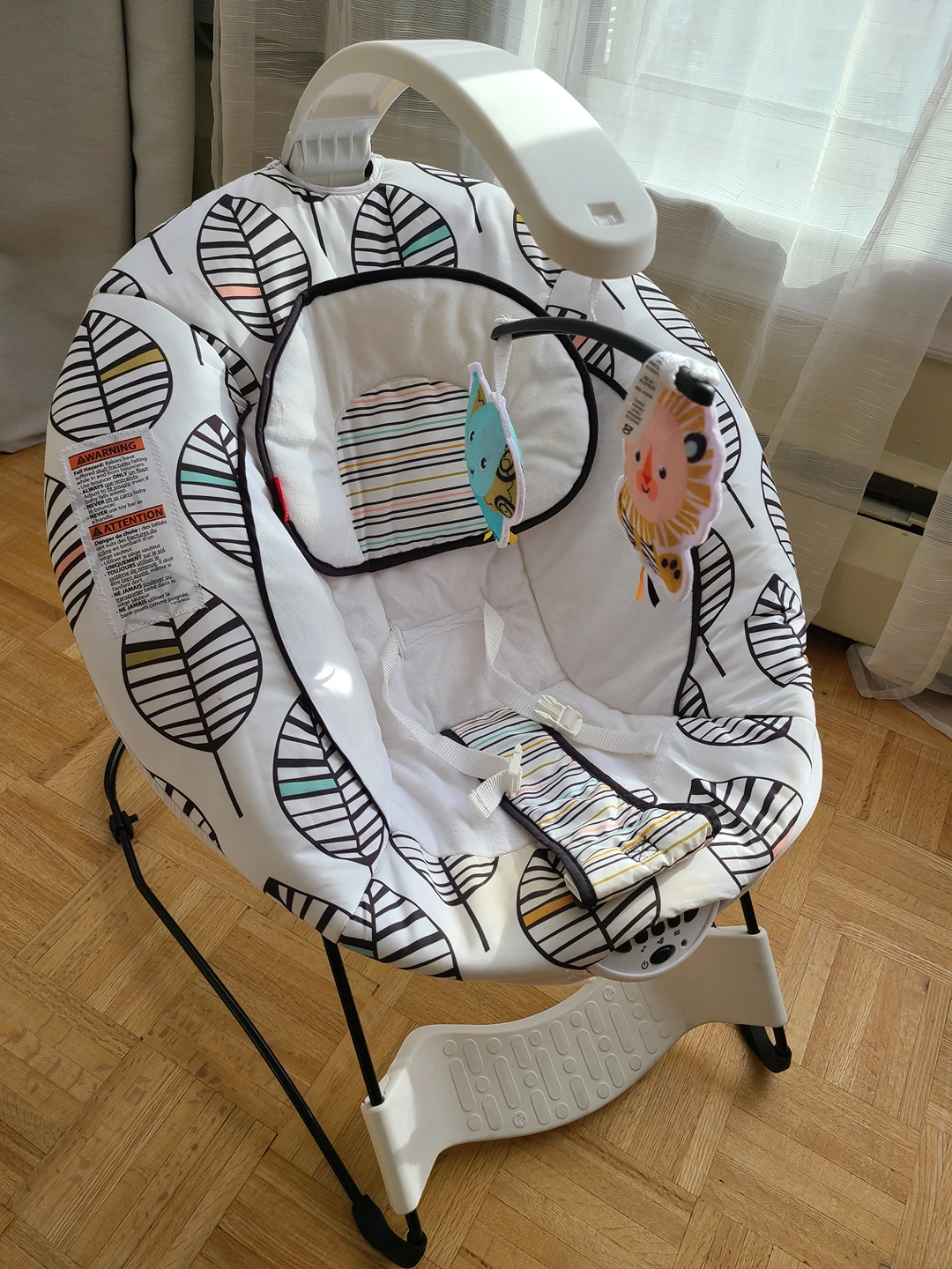 Fisher-Price See & Soothe Deluxe Bouncer