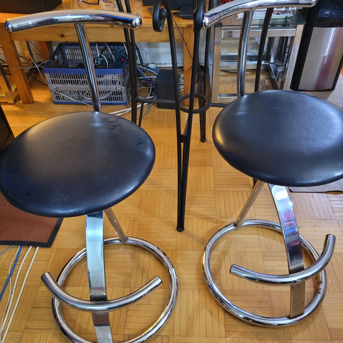 HIGH GLASS TOP BAR TABLE - photo 4