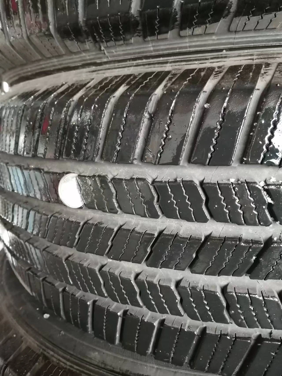 Lexus 19" Wheels with Michelin Tires - photo 2