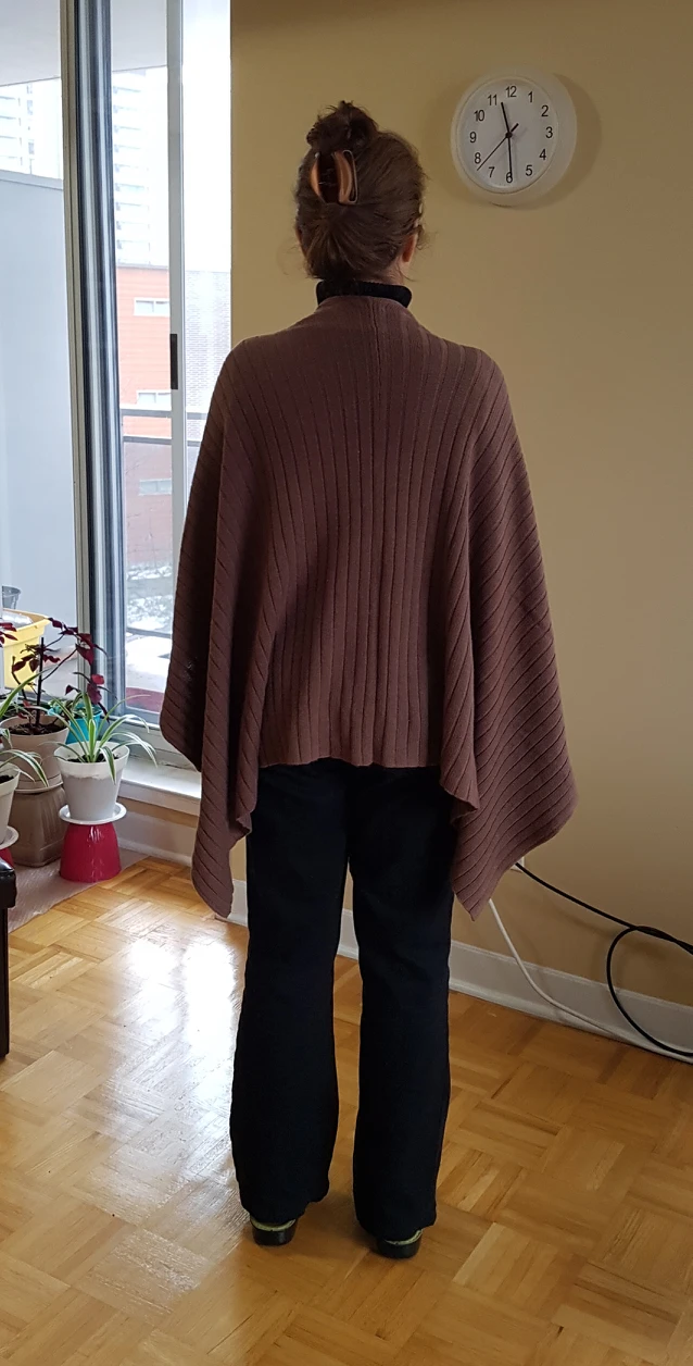 Echo Knitted - Shawl - photo 2