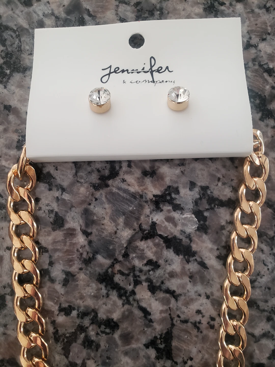 Brand New Earring set and necklace - $5 thumbnail