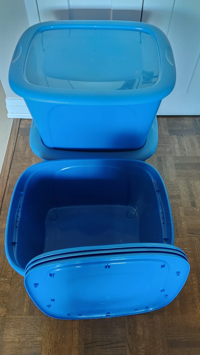 MOVING SALE! Stackable and nestable storage bins - photo 5
