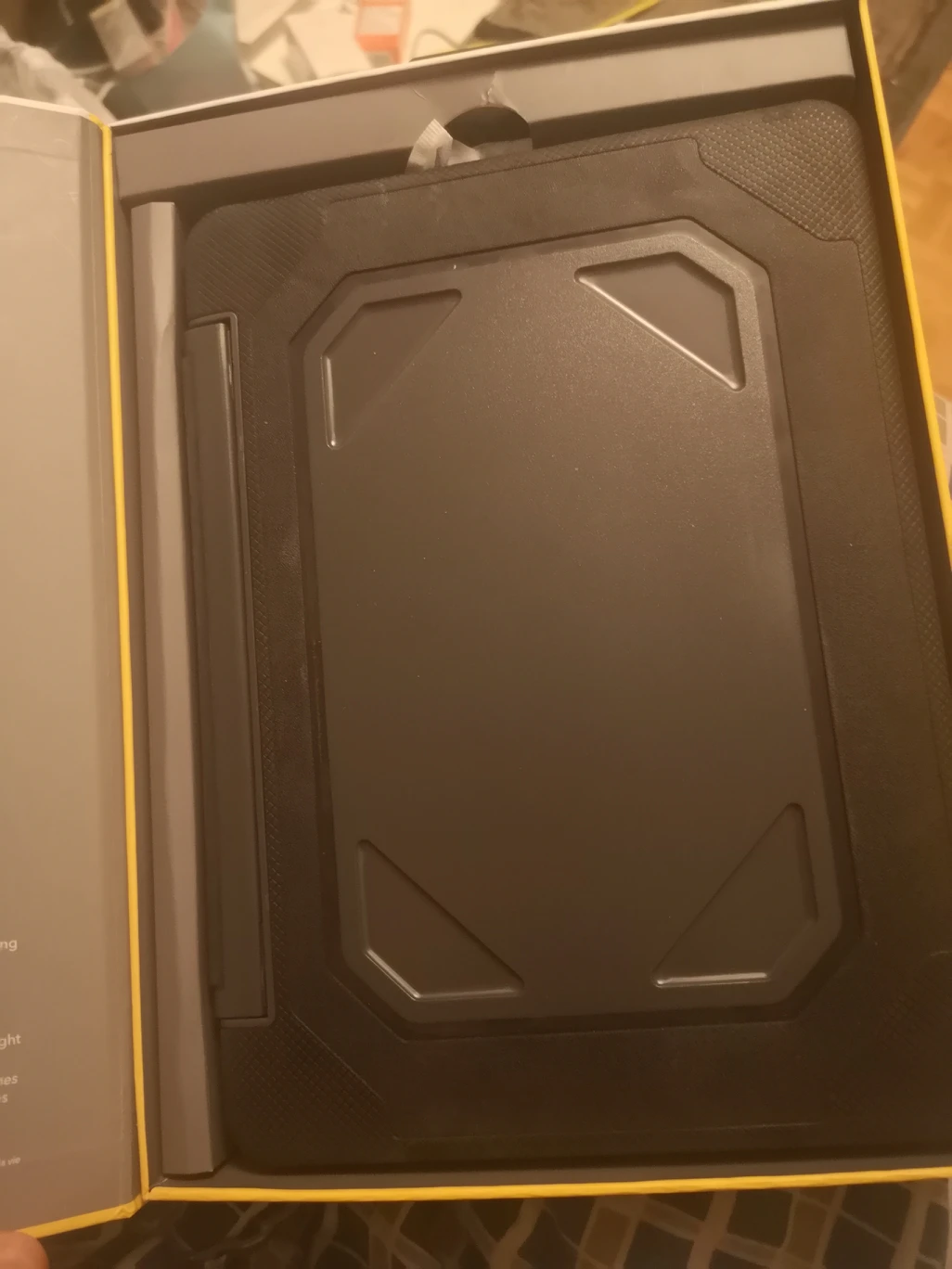 ZAGG rugged book for iPad Air 2 - photo 4