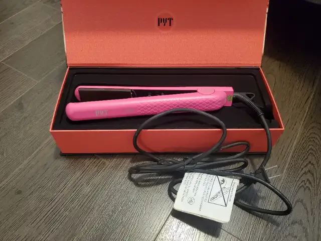 Hair straightener thumbnail