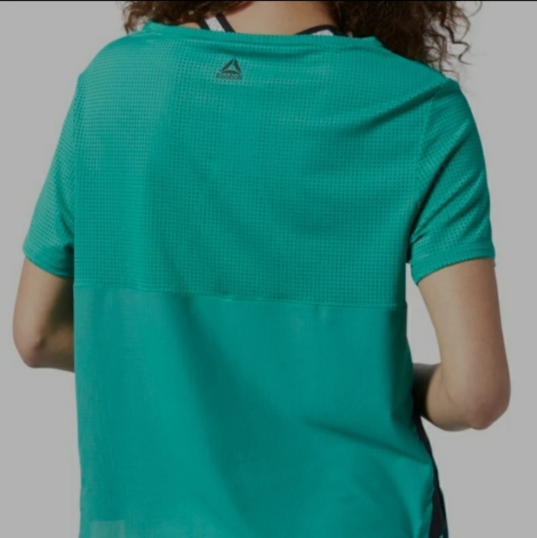 Reebok perforated performance top - photo 3