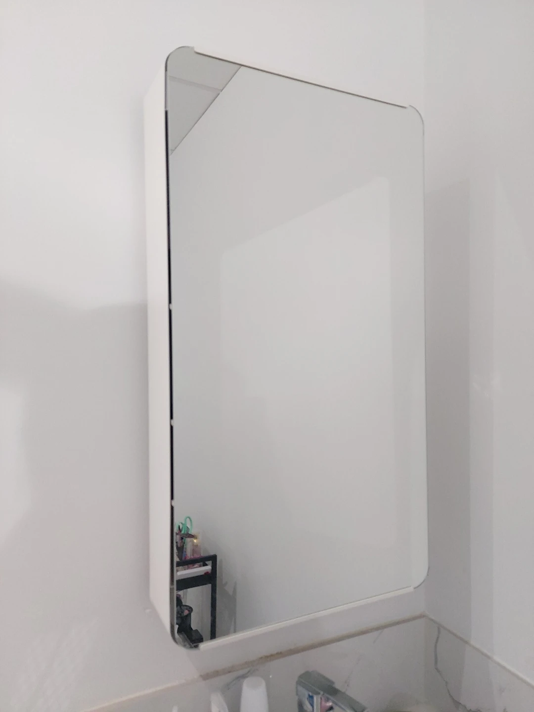 Ikea bathroom drug cabinet with mirror - photo 3