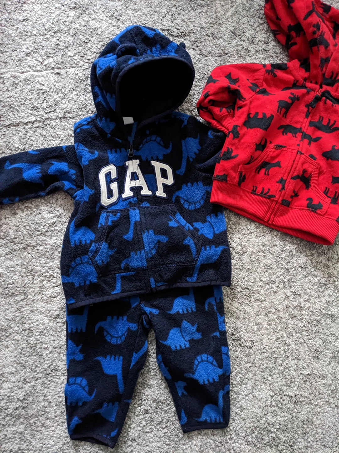 Baby Gap fleece hoodie set 6-12 months thumbnail