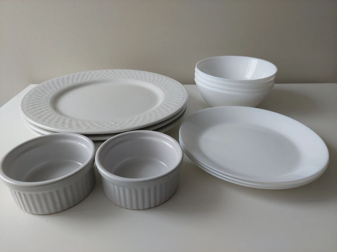 Plates & Cups