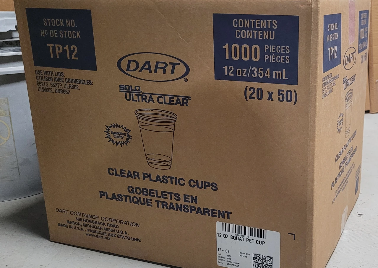 NEW  UNOPENED Plastic Disposable Cups and Lids - photo 2