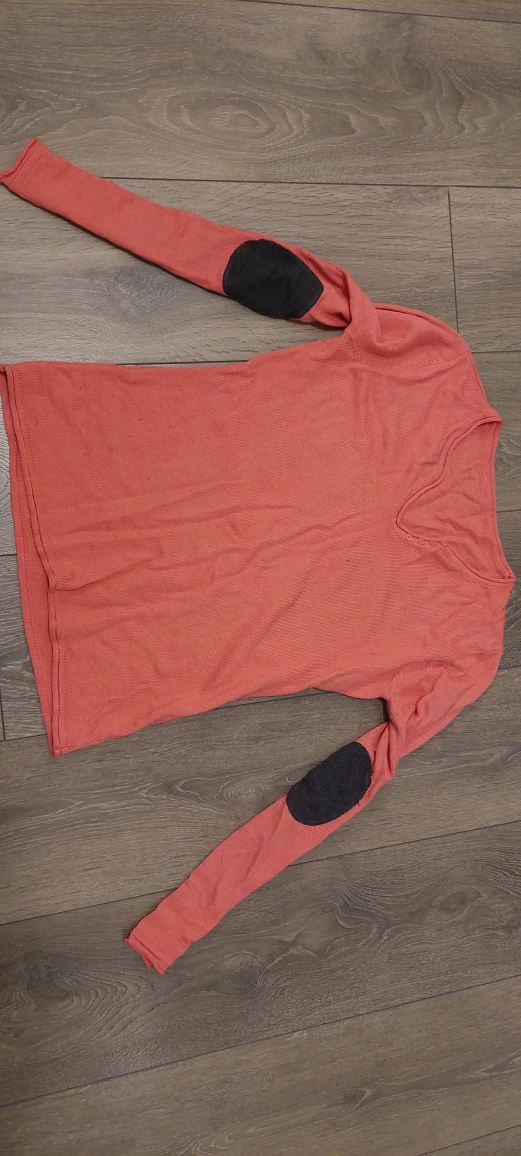 Pink shirt