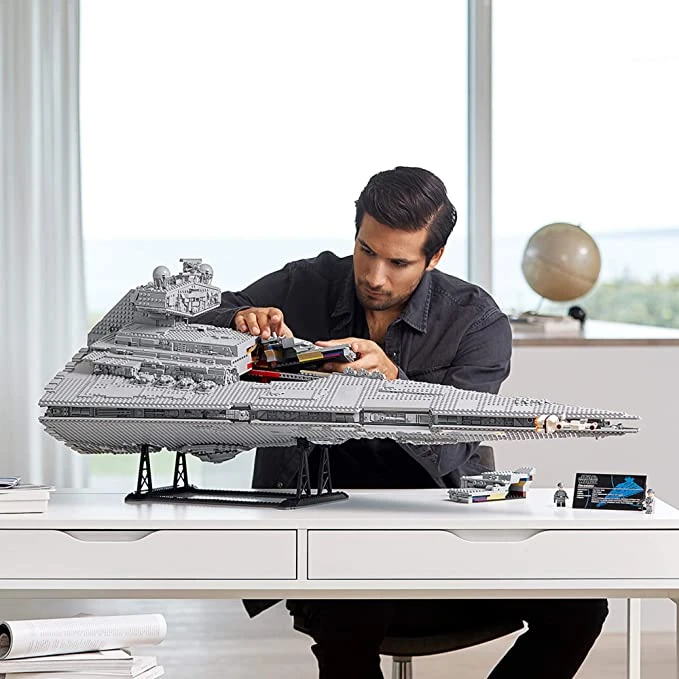 Lego Star Wars: a New Hope Imperial Star Destroyer - photo 3