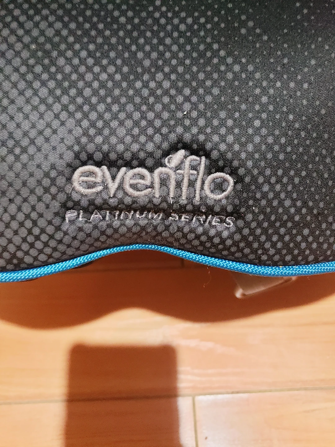 evenflo car seat - photo 2