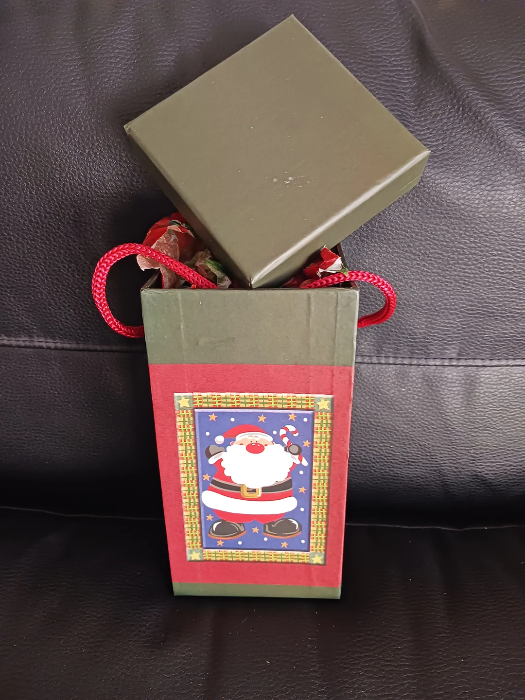 ChristmasBoxGift Box image indicator(3)