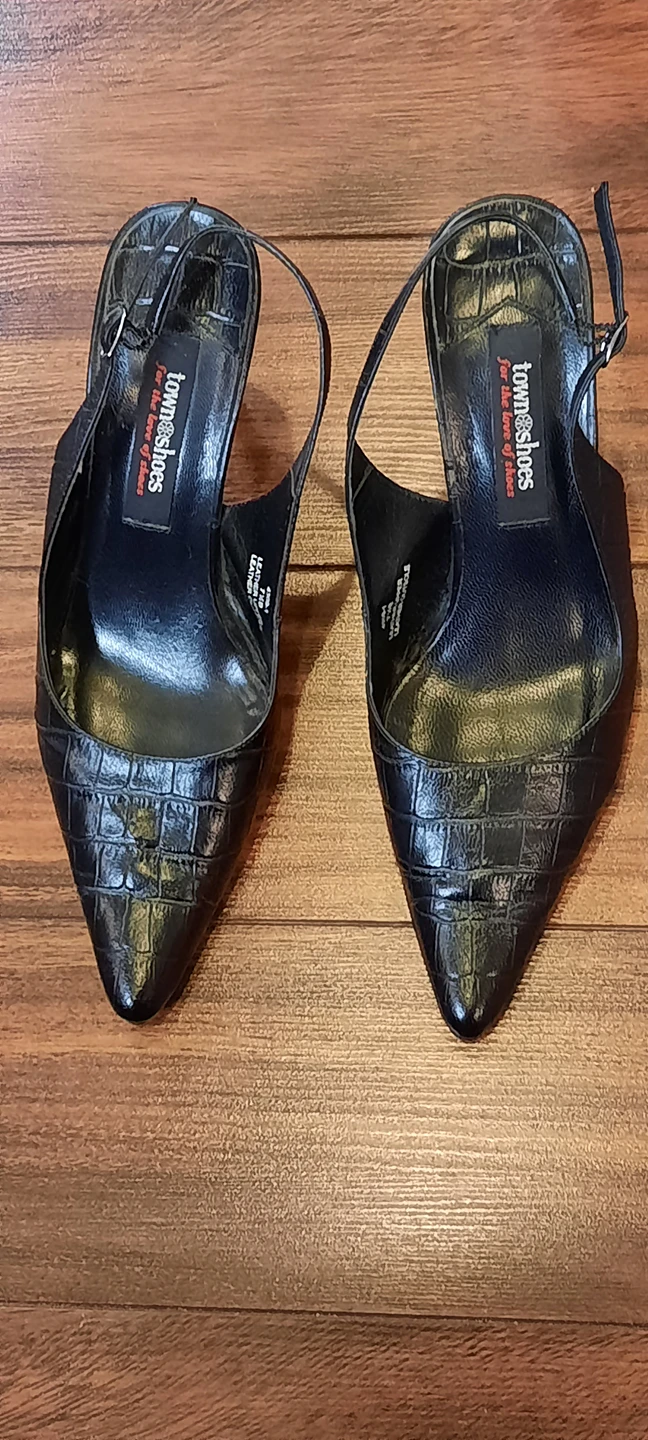 Town Shoes Slingbacks image indicator(4)